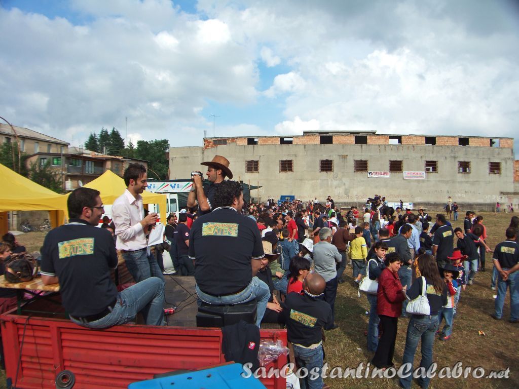 Equiraduno_001.jpg