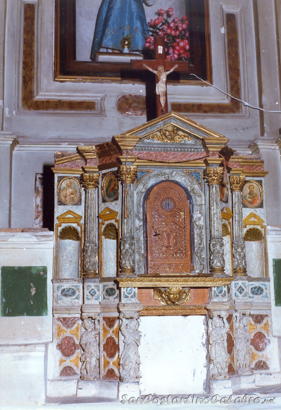 altare.jpg