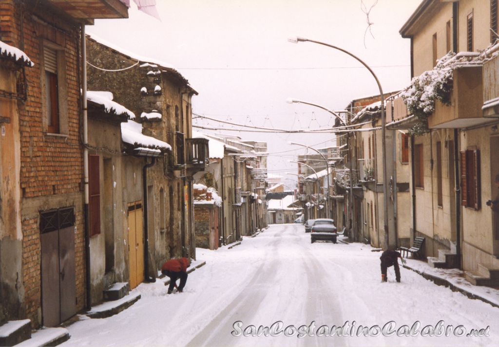 Via_Roma_neve_1999.jpg