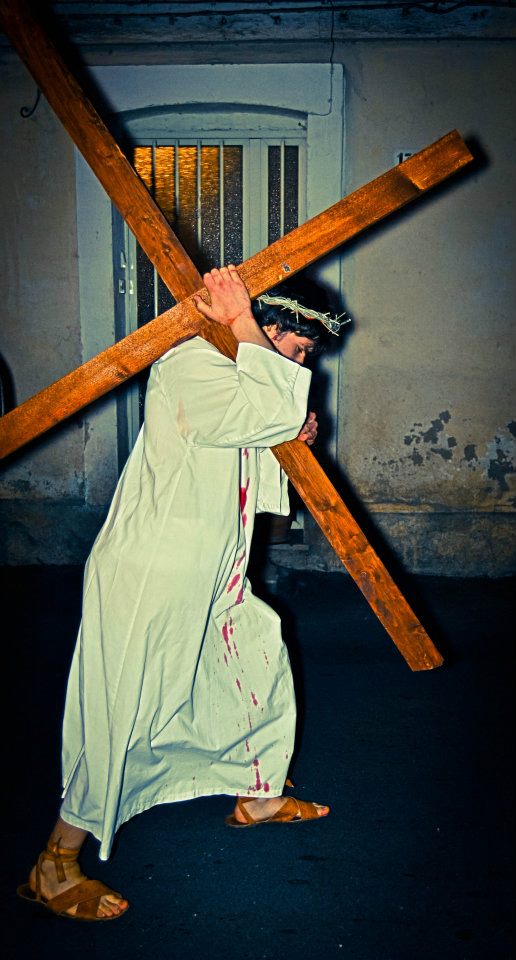 ViaCrucis_282629.jpg